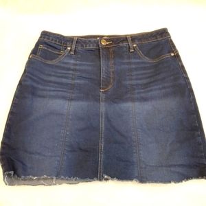 SKIRT Lee Riders Shape Illusions Slim Fit Skirt, Size 16